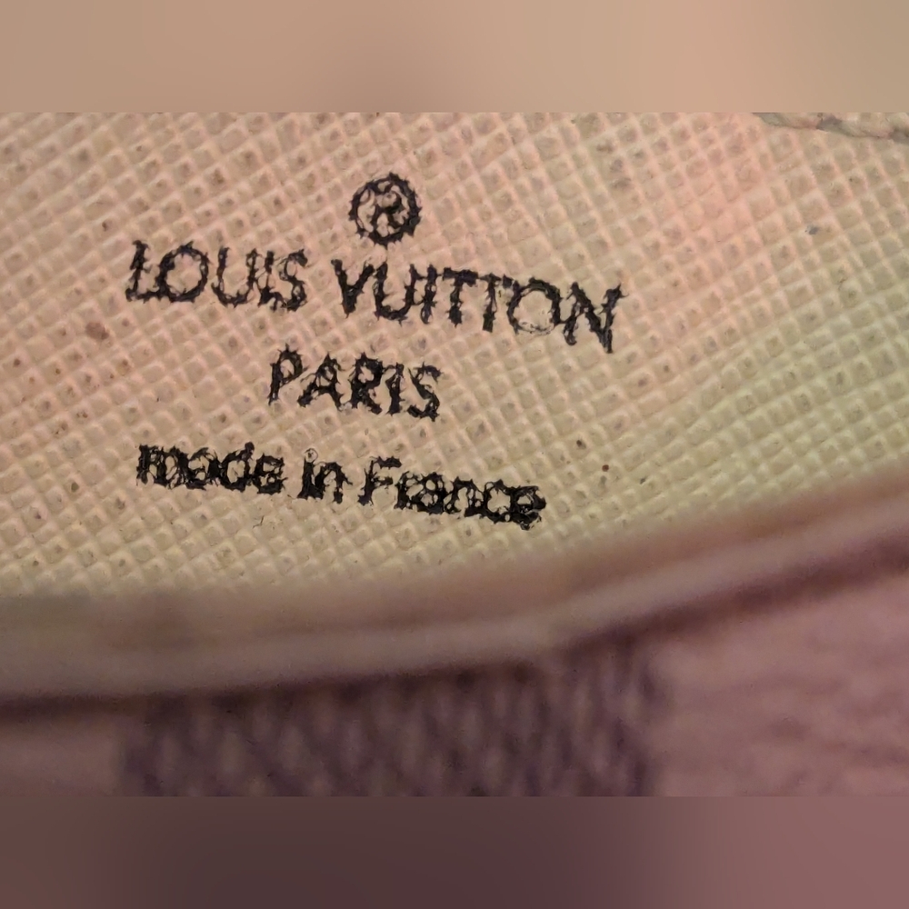 Louis Vuitton Damier Business Card Holder - Picture 4 of 5